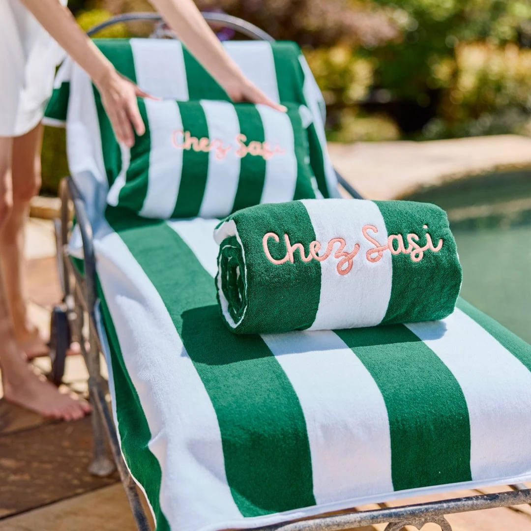Pool Lounge Cover - Image 55